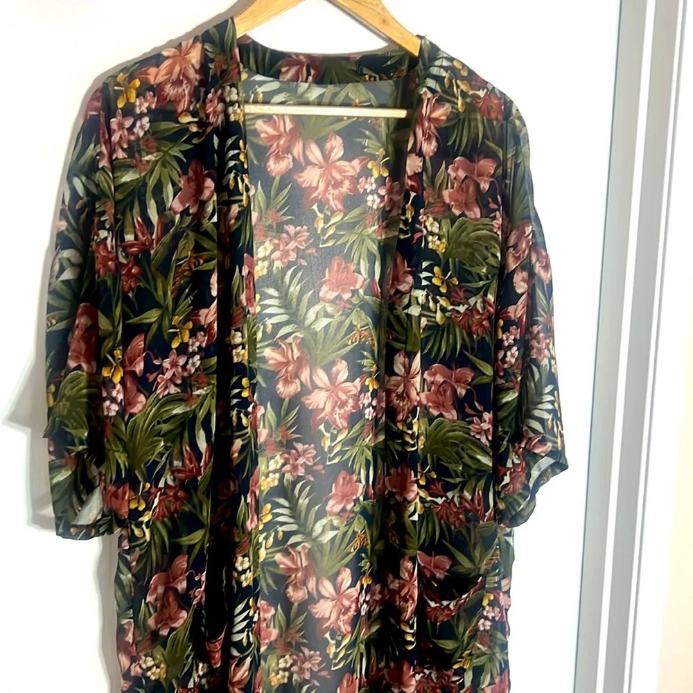 Tropical Floral Chiffon Tunic - Picture 2 of 8